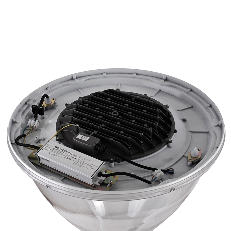 YMLED-6135 ヨーロッパスタイル PCカバー付 LEDポストトップランプ YMLED-6135 ヨーロッパスタイル PCカバー付 LEDポストトップランプ